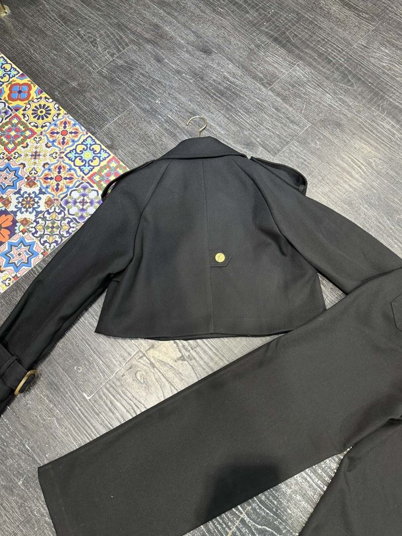 Louis Vuitton Long Suits